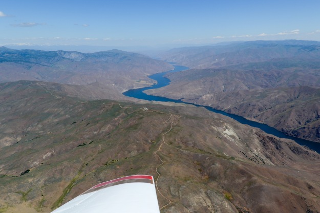 The Snake River, along the Oregon (on the left) and Idaho (on the right) border
